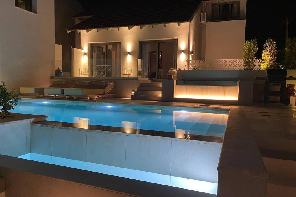 Chania Living Stories Villa With Piano エクステリア 写真